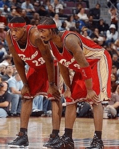 约基奇39+10+10胜雄鹿！近3战9帽成顶级3D，掘金找到波普替代者